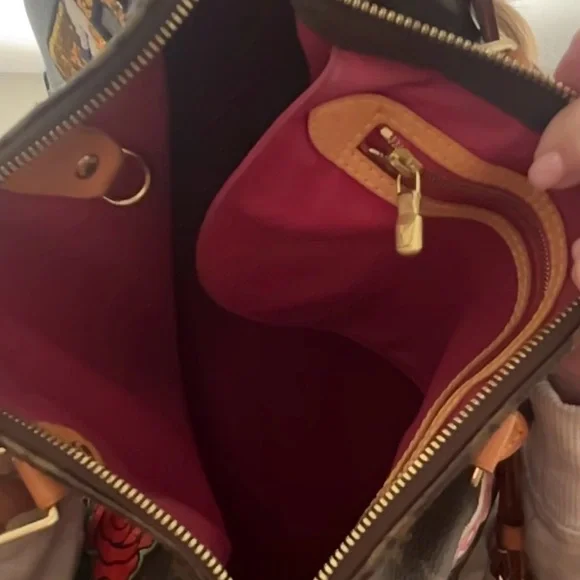 Louis Vuitton Damier Ebene Tote with Red Interior - Picture 5 of 8